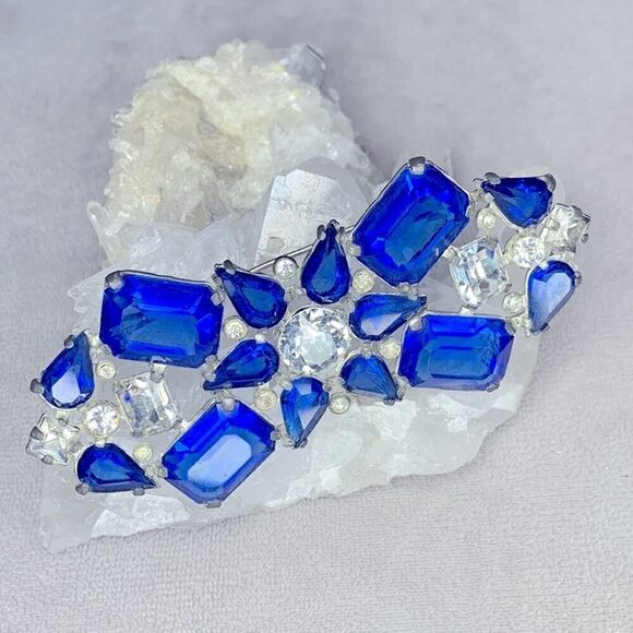 Vintage Jewelry - Gorgeous Cobalt Blue and clear Rhinestone Gorgeous Victorian Brooch, Antique
